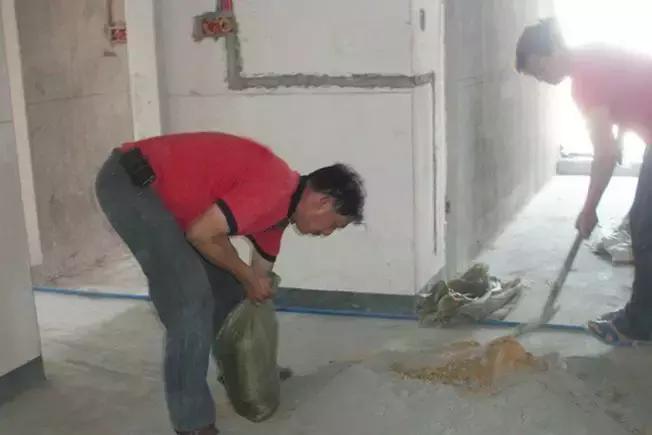 30年老瓦工教你如何正确的瓷砖铺贴流程,好砖好铺贴才能用得久!