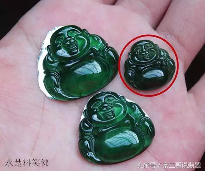 这种绿不叫帝王绿，这是翡翠中的薄水料、挖底货？