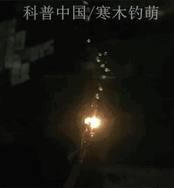 几枚导弹都难以击沉驱逐舰，但一发鱼雷却可以为何鱼雷威力这么大？