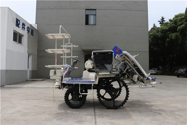 井关插秧施肥一体机,井关大型打药施肥一体机