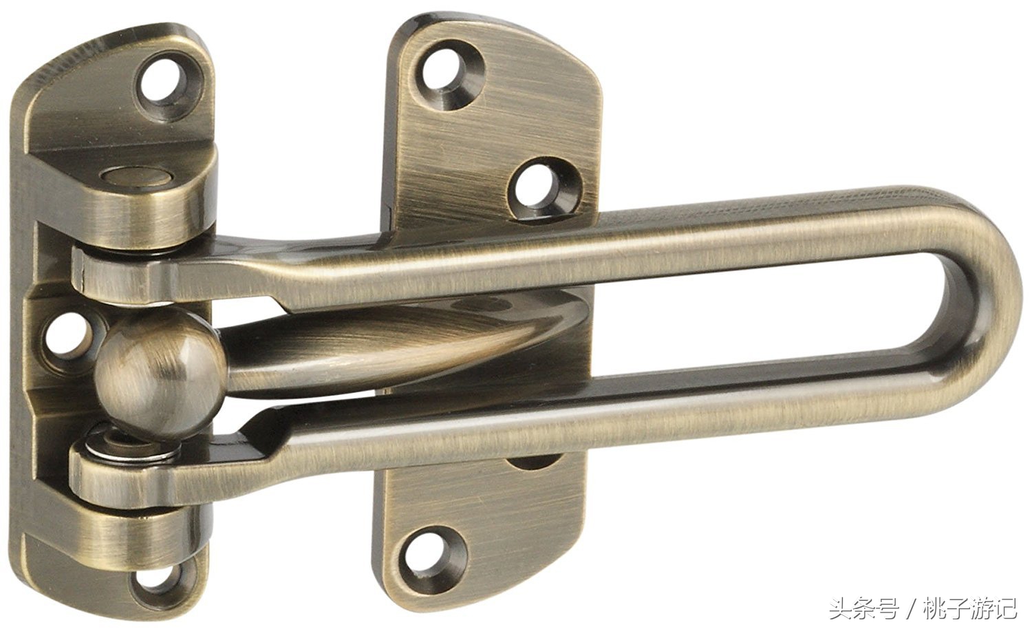 女孩子一个人住酒店反锁门,女生一个人住酒店有人敲门怎么办