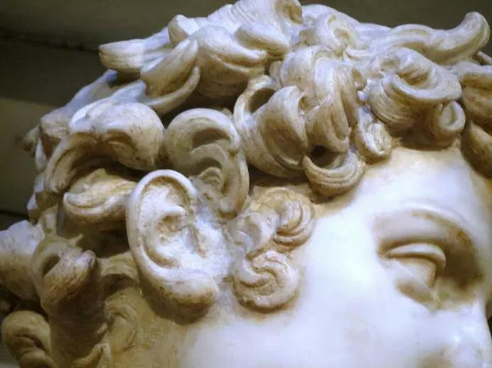 看完这些ps大神的对比图我跪下了,十大神级素描雕塑