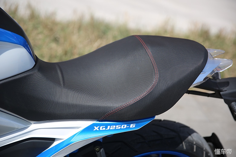 新感觉250单缸极速测试,新感觉250百公里加速实测