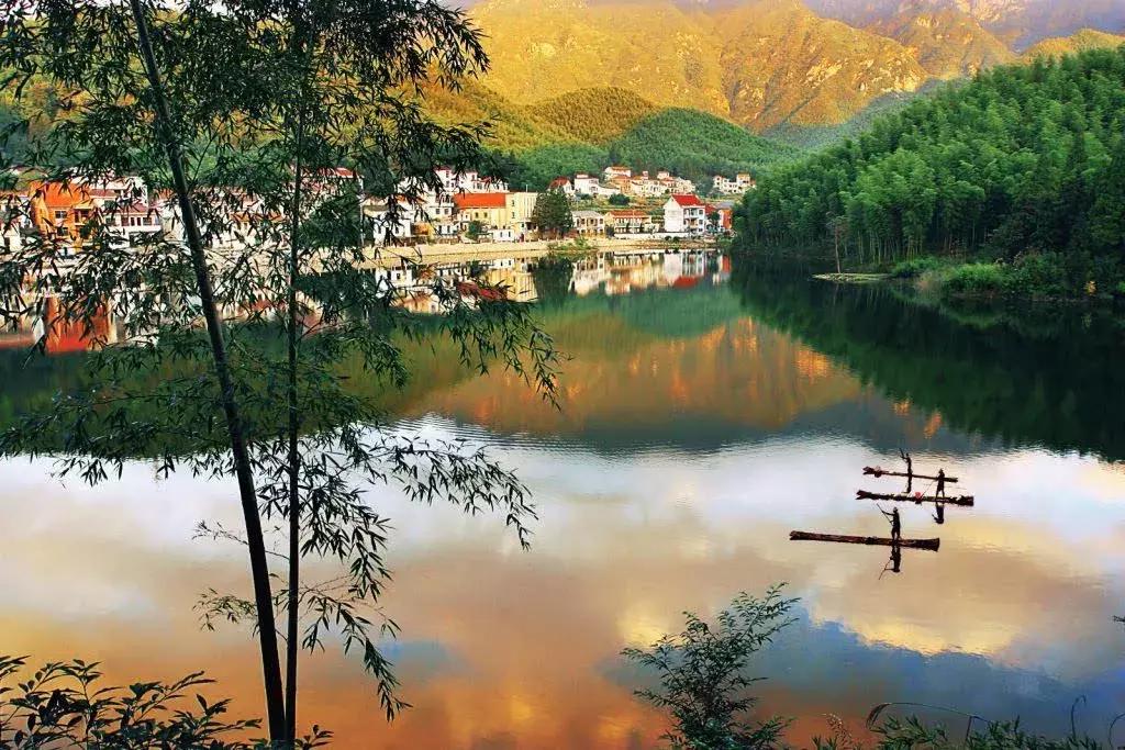 给你一个爱上电影的理由,给你一个爱上丽江的理由