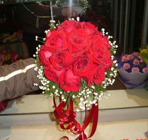 婚车手拿捧花,花艺婚车手捧花