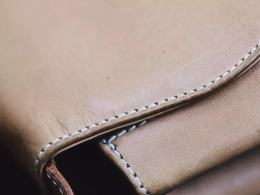 什么方法可以淘到大牌小样,loewe和celine草编包哪个好