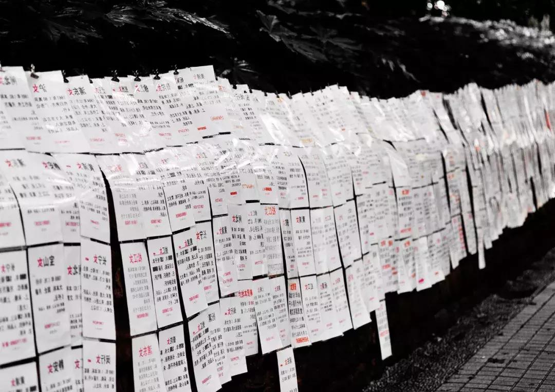 34岁美女相亲十次,32岁美女相亲30多次都失败