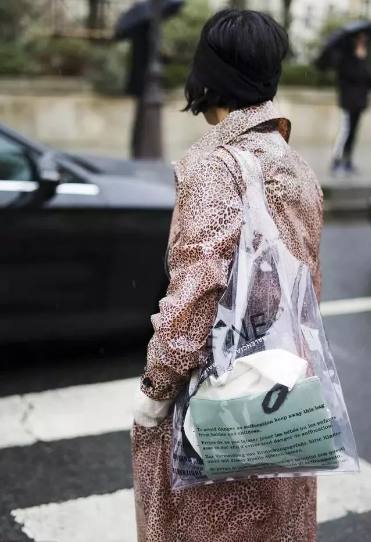 celine包推荐购买哪个,阿迪垃圾袋包