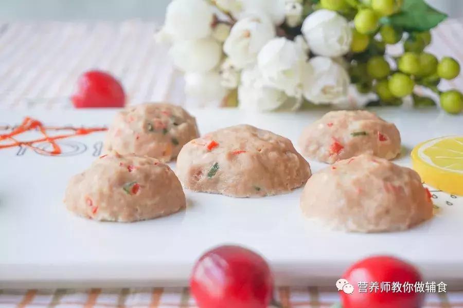 宝宝缺铁缺钙辅食应吃什么好,宝宝缺钙缺铁缺锌的表现