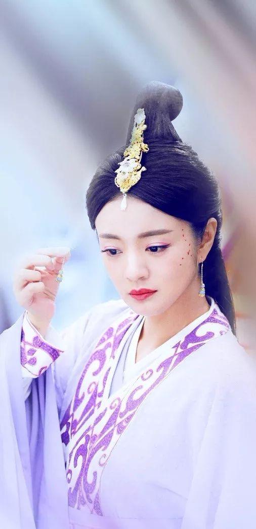 37岁安以轩因宫外孕做手术？！曾自嘲连鱼都养不来怎么养小孩！