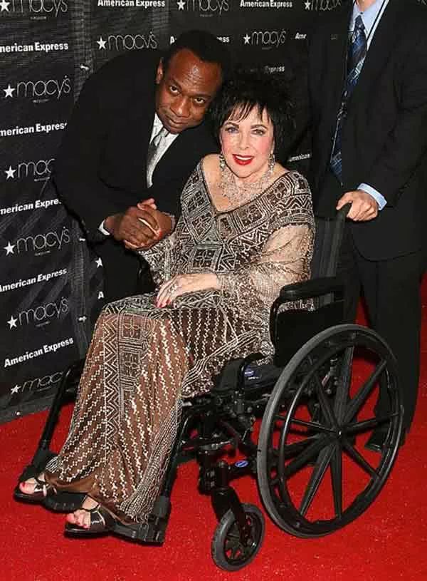 一代艳后赵飞燕的故事,一代艳后的传奇故事