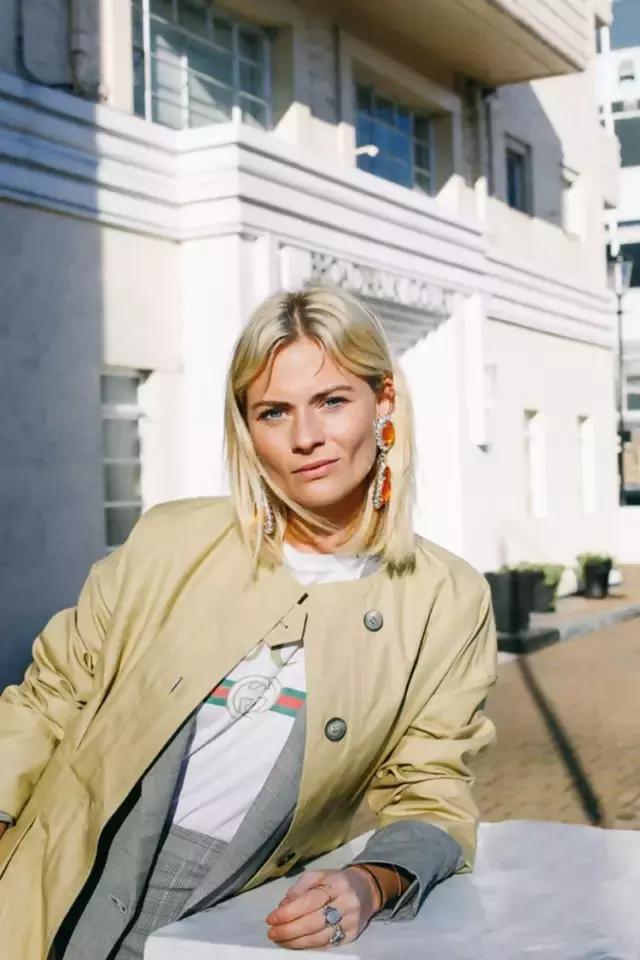 风衣不用多就只买这样一件经典的就可以穿的潮流又时髦了