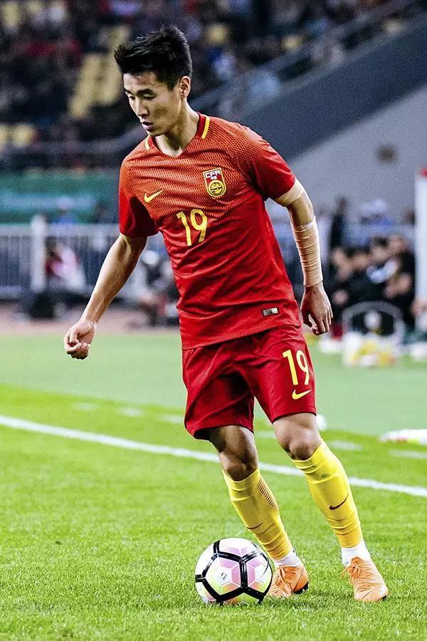 足球球星背后的纹身,国足国脚文身