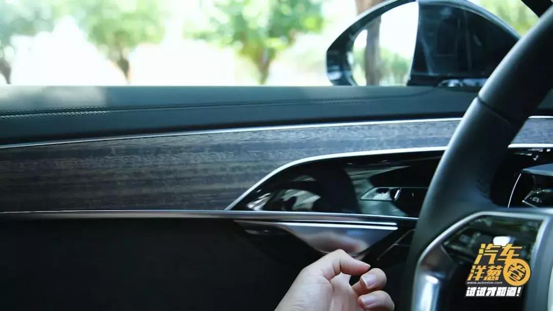 奥迪a8l60tfsi试驾视频,2022奥迪a8l霍希版试驾视频