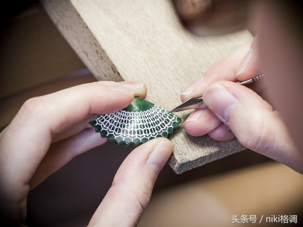 梵克雅宝香水有哪些系列,梵克雅宝第一支香水