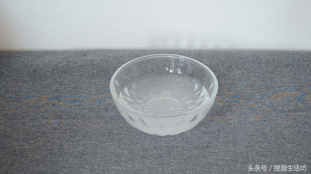 手被刺扎了要如何把刺给取出来,手指被刺扎到能用热水泡吗