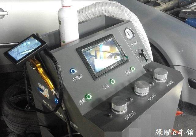 奔驰原厂空调系统清洗,奔驰汽车春季空调清洗