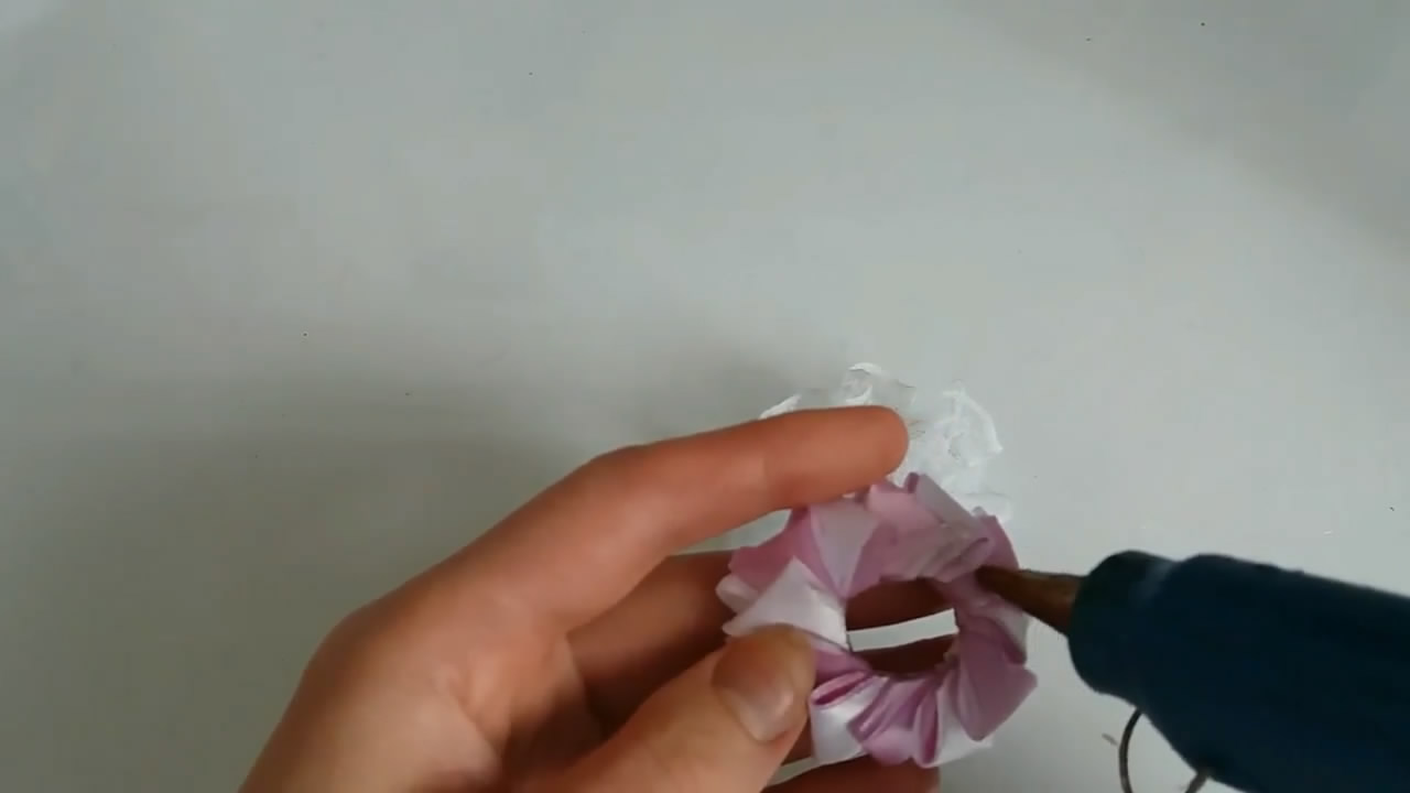 丝带发卡制作diy新年,手工丝带发卡制作教程蝴蝶结