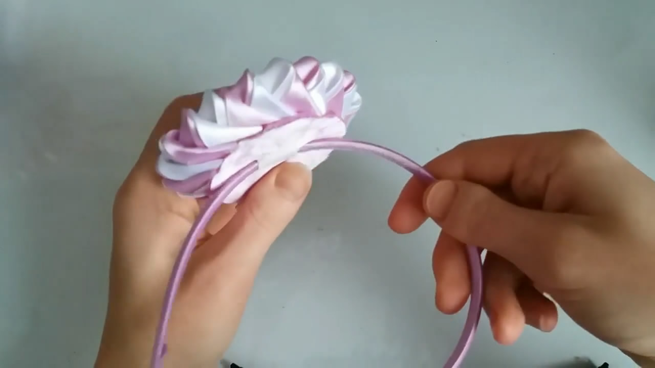 丝带发卡制作diy新年,手工丝带发卡制作教程蝴蝶结