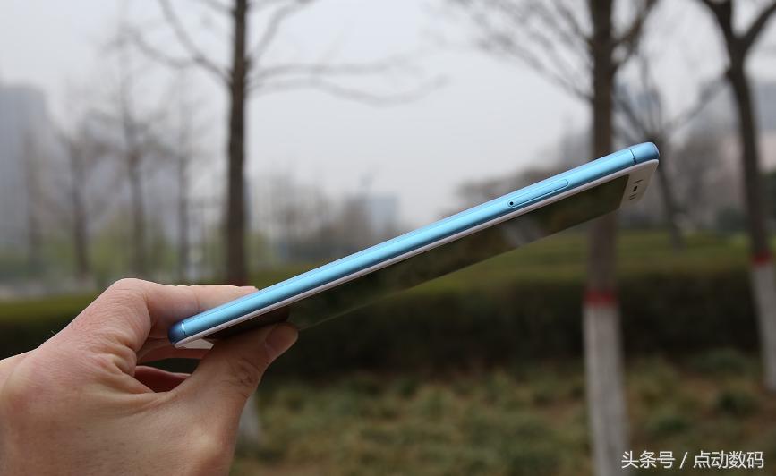 6g运存双摄这4款全面屏手机很值,全面屏手机推荐性价比高最新款