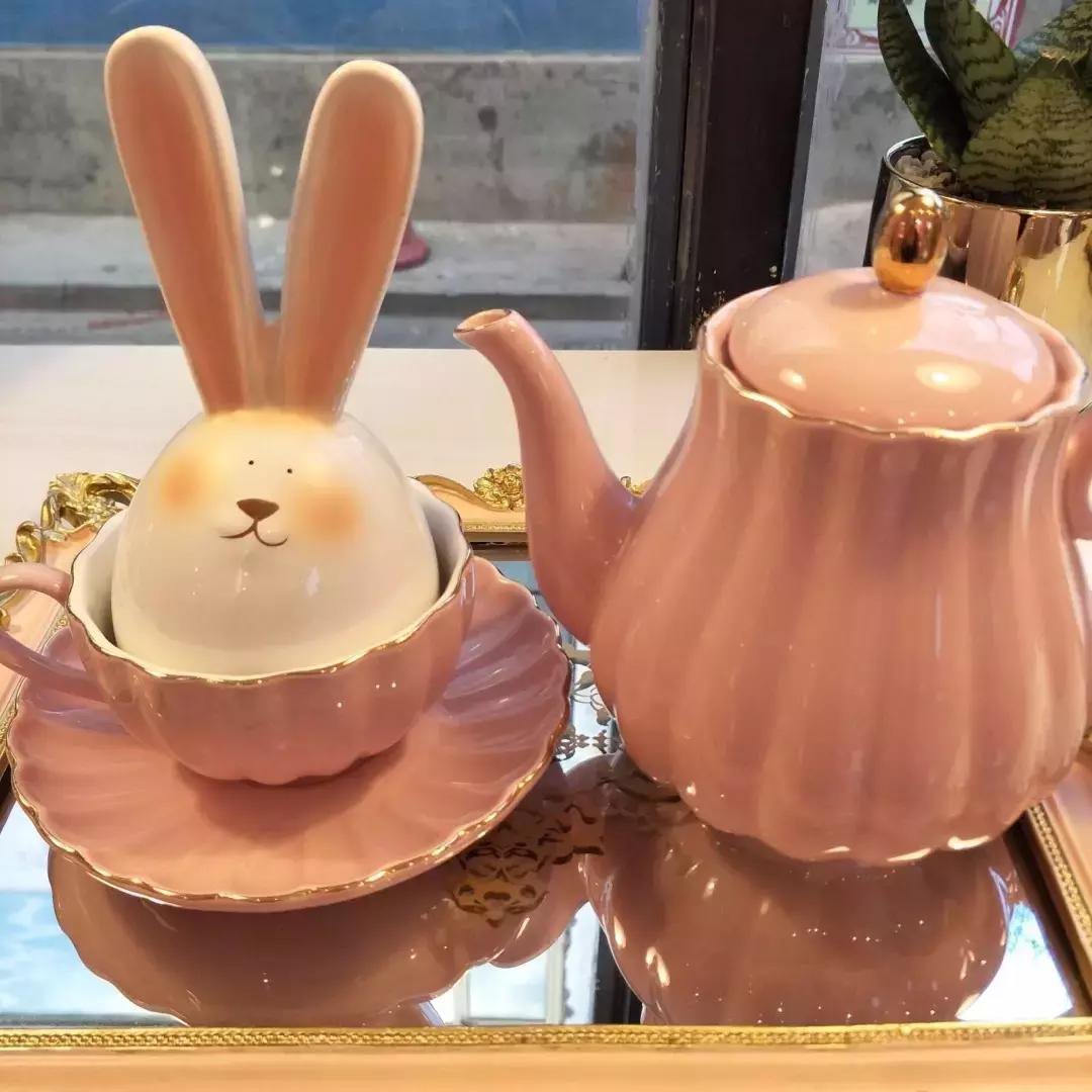 听说大理古城开了一家ins风粉红茶店,颜值逆天！