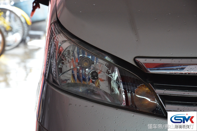 日产nv200小灯为什么常亮,nv200小灯怎么拆