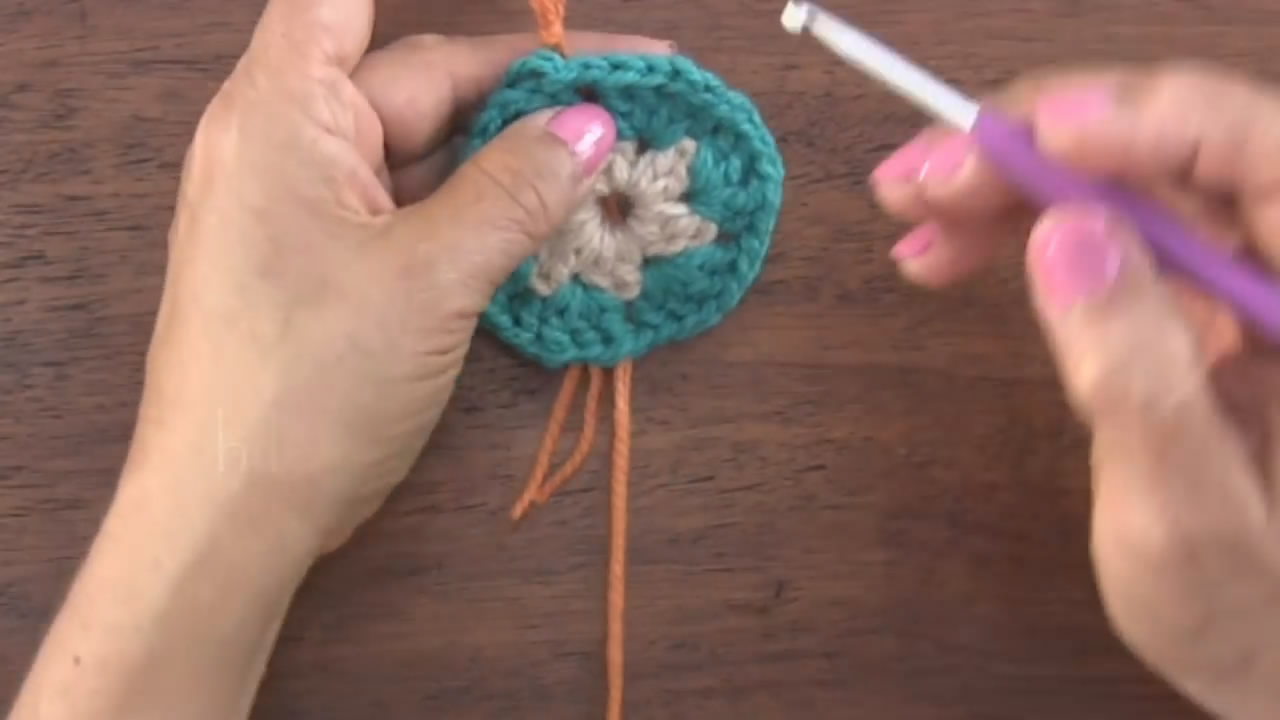 手工钩织包包的教程,40-50岁妈妈包包钩织教程斜挎