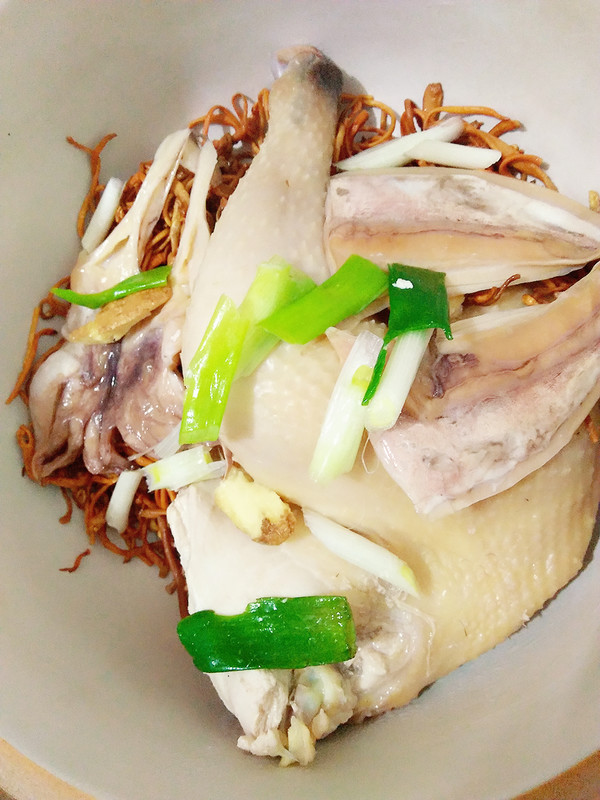 墨鱼银耳鸡汤的做法大全家常,墨鱼鸡肉鸡腿菇煲汤的做法大全