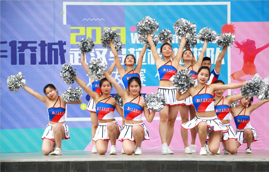 华侨城曳舞大赛,华侨城战神联盟表演