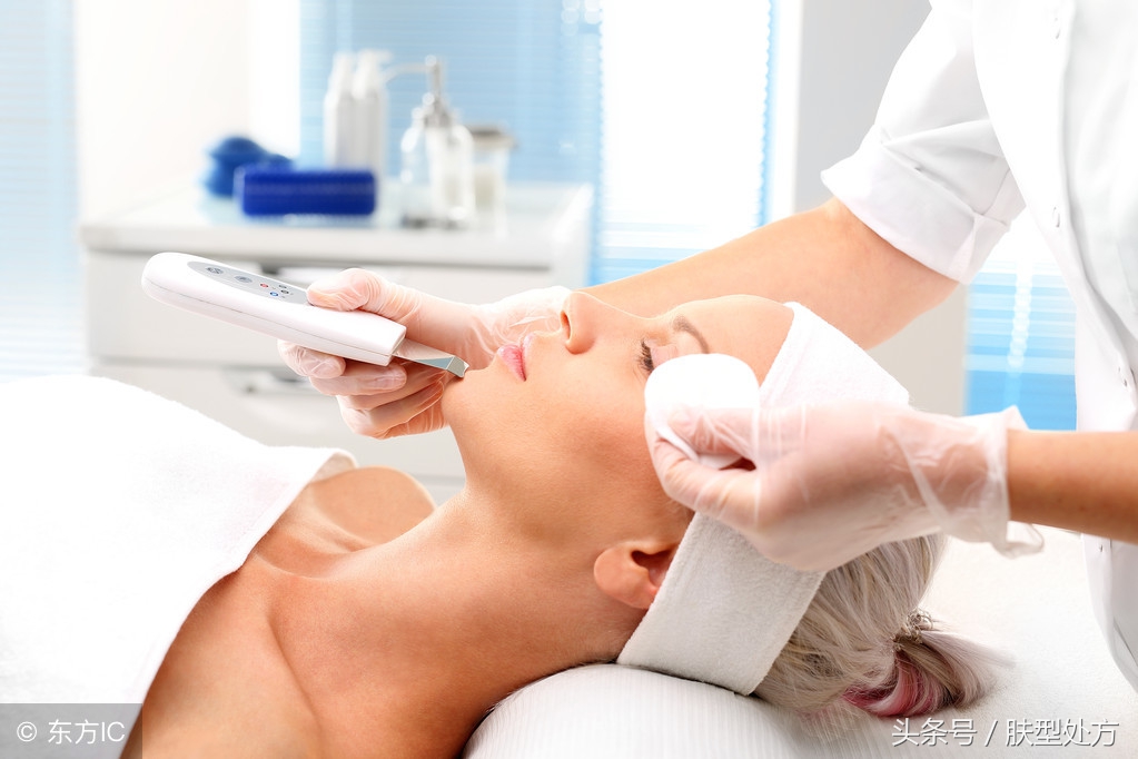 美容院的护肤品和日化哪个好,美容院护肤品和化妆品店的区别