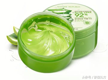 美容院的护肤品和日化哪个好,美容院护肤品和化妆品店的区别