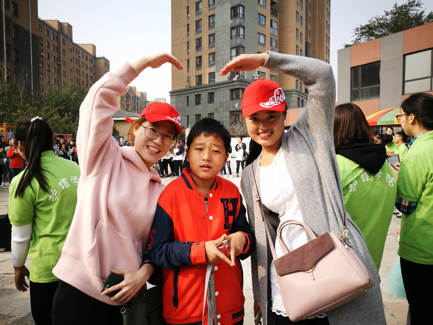 奔跑，沿着爱的方向