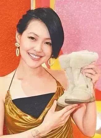 年入20万，妈给娃买几百块的鞋爸觉得过分，穿鞋有关穷养富养？