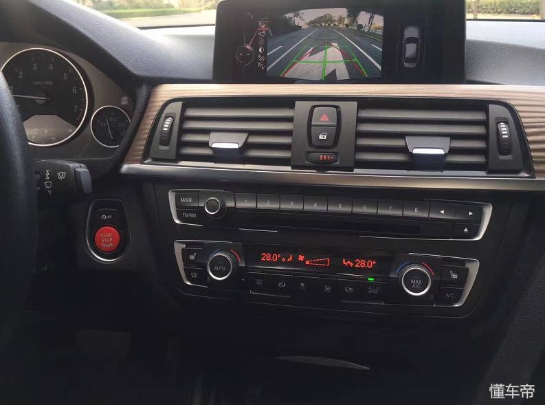 试驾宝马335i老款手动挡,试驾宝马335i