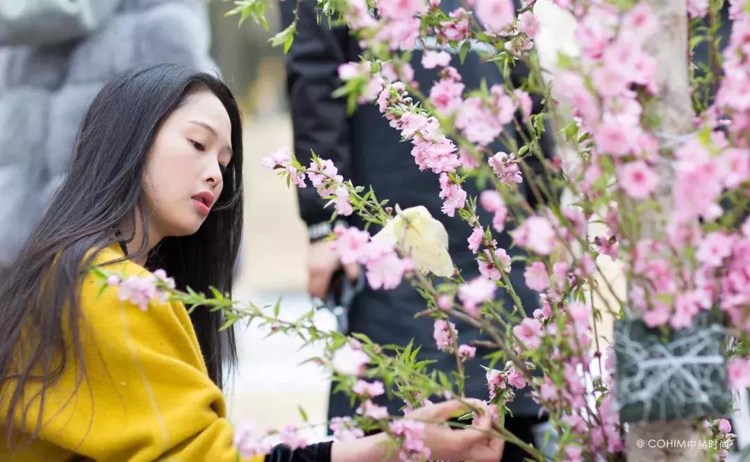 花艺设计师可以转行做什么,花艺设计每天都需要做些什么事情