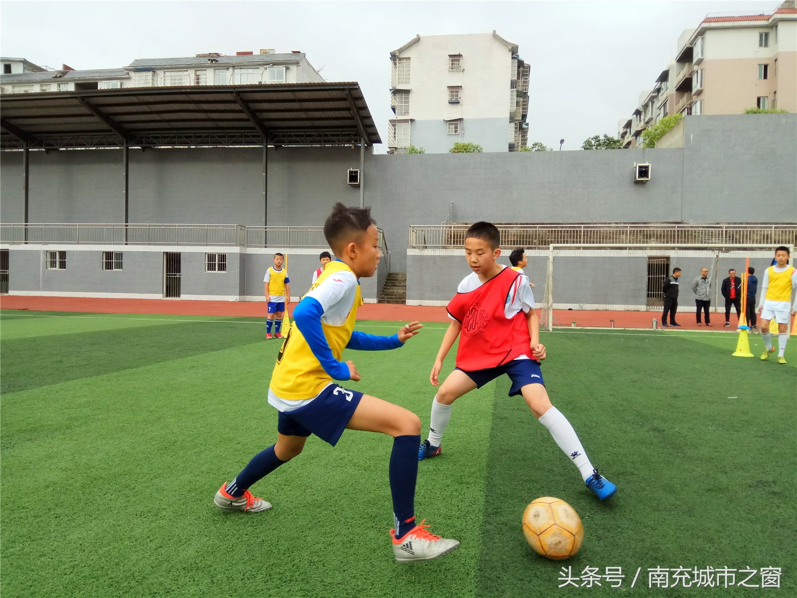 南充市市运会足球营山队,四川南充籍小将