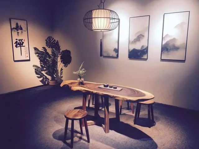 木思赋|拥有一块优雅的胡桃木是怎样的体验？