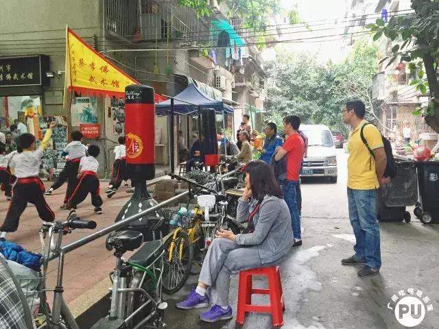 有一条路叫做回家啥意思,有一条路叫新疆歌曲