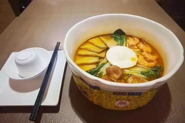 深圳生日当天可以免费去玩的地方,过生日那天拿着身份证可以吃什么