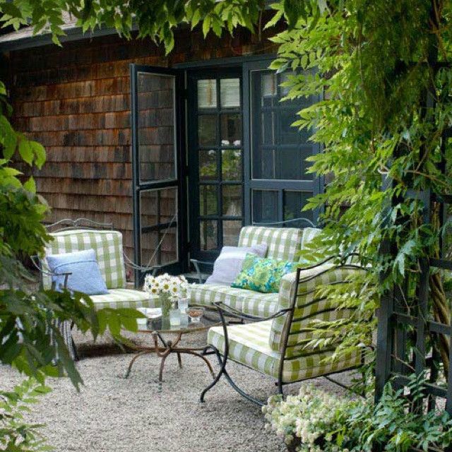 一楼庭院的三层小别墅怎么设计好,一楼自建庭院别墅