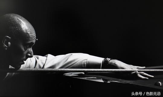 明基sw240专业摄影显示器,明基sw240价格是多少