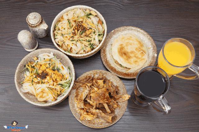 这家店用六星级面粉做凉皮配东北鸡架爆好吃，一般人还不让加盟…