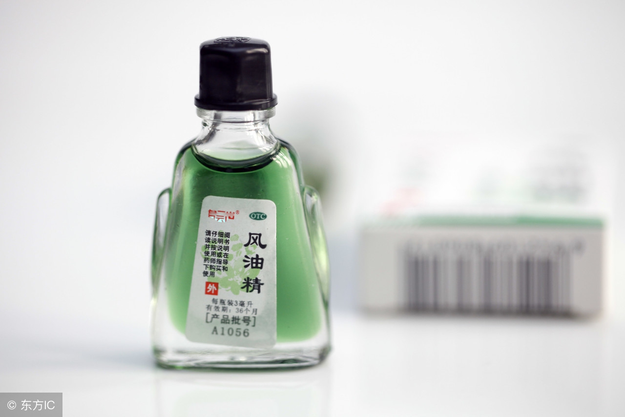 耳朵一到冬天就长冻疮如何防治,冬天脚出汗还长冻疮是怎么回事