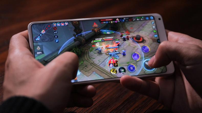 小米mix2s有哪些进步的地方,加量不加价小米12s