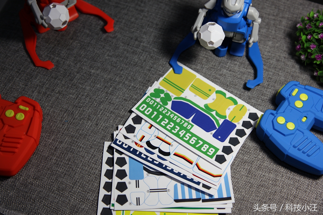 为了圆自己心中的足球梦，入手米家有品众筹的SIMI足球机器人套装
