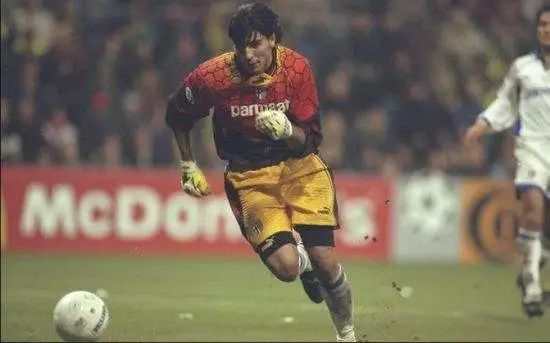 理解布冯不满，同时我还是要说，老哥石乐志……