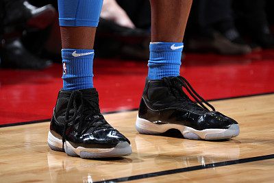 nba赛场球鞋特写,安踏kt8纪念科比