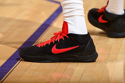 nba赛场球鞋特写,安踏kt8纪念科比