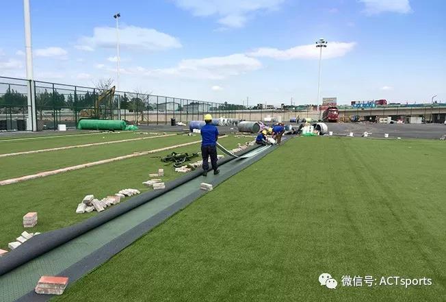 广东全塑型塑胶跑道施工,广州运动场塑胶跑道铺设
