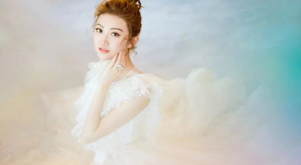 偷偷告诉你今年流行这十款连衣裙,这几款连衣裙能让你美一整夏